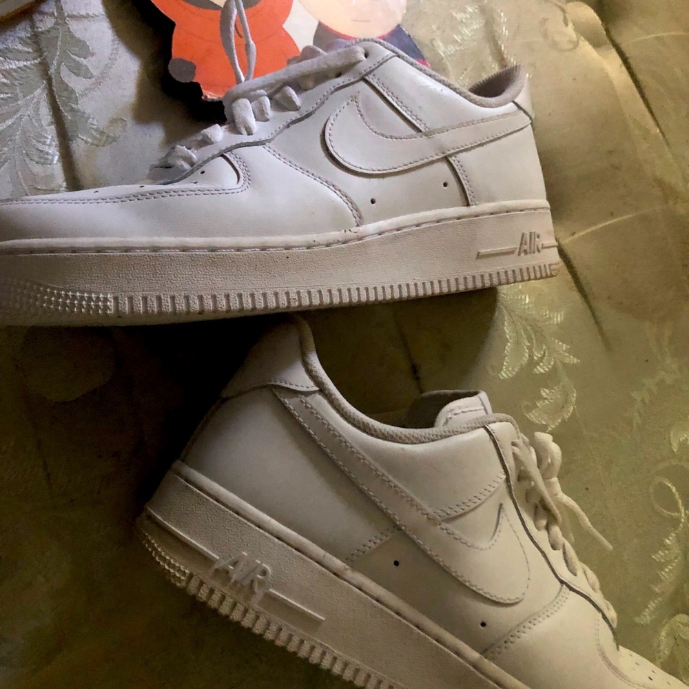 Nike Air Force 1’s 07 WHITE Worn a bit